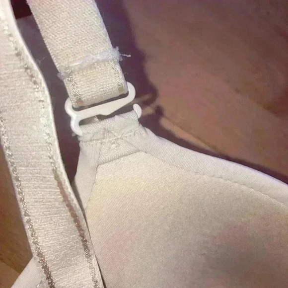 Felina Contour Seamless Bra 38DD - Picture 7 of 9